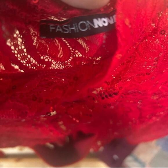 Fashion Nova Dress Red Small NWOT never worn Sexy Lace - Picture 5 of 5